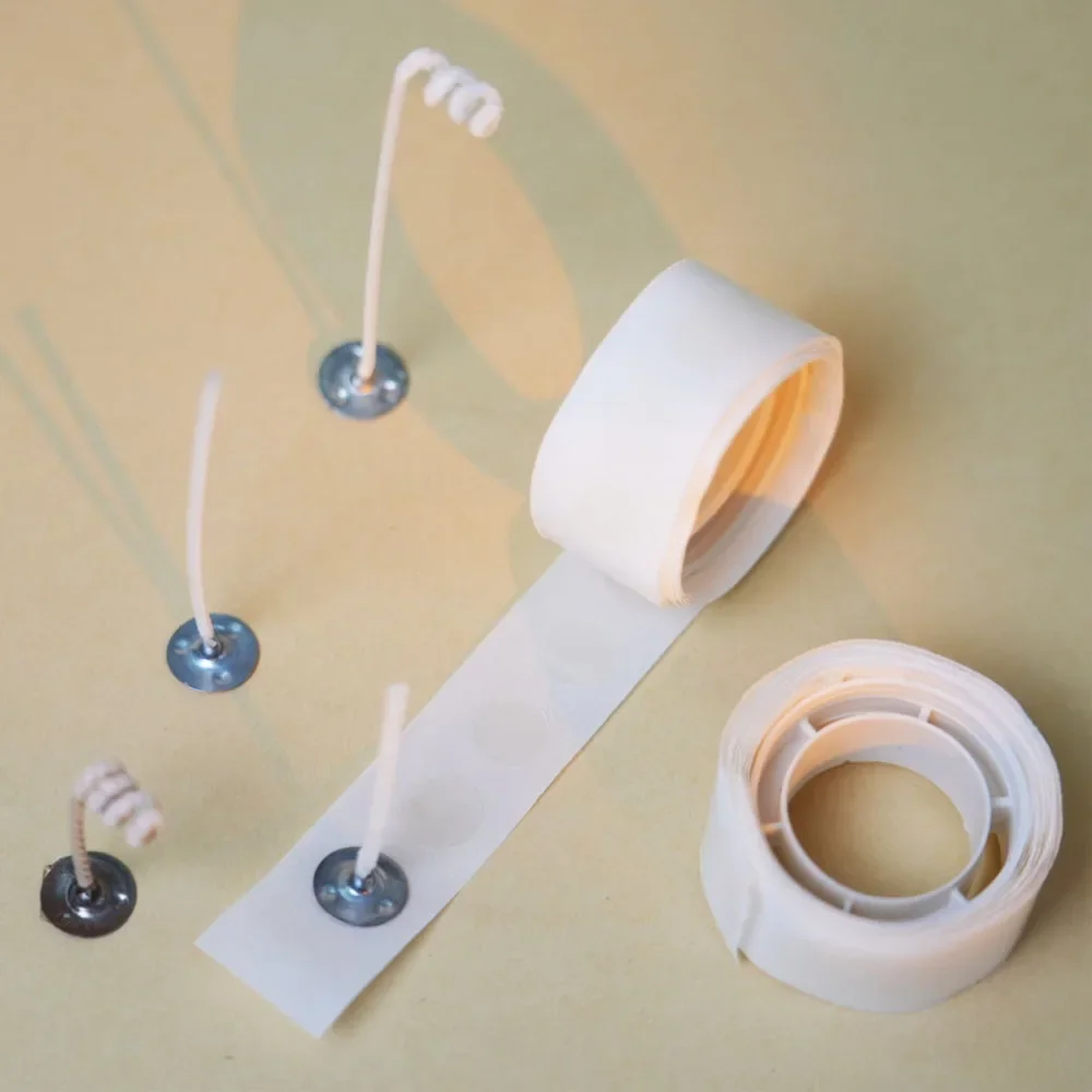 キャンドルを作るための接着剤,10mm, 100ドット/ロー - Adhesive Dot Wick のレビューと価格
