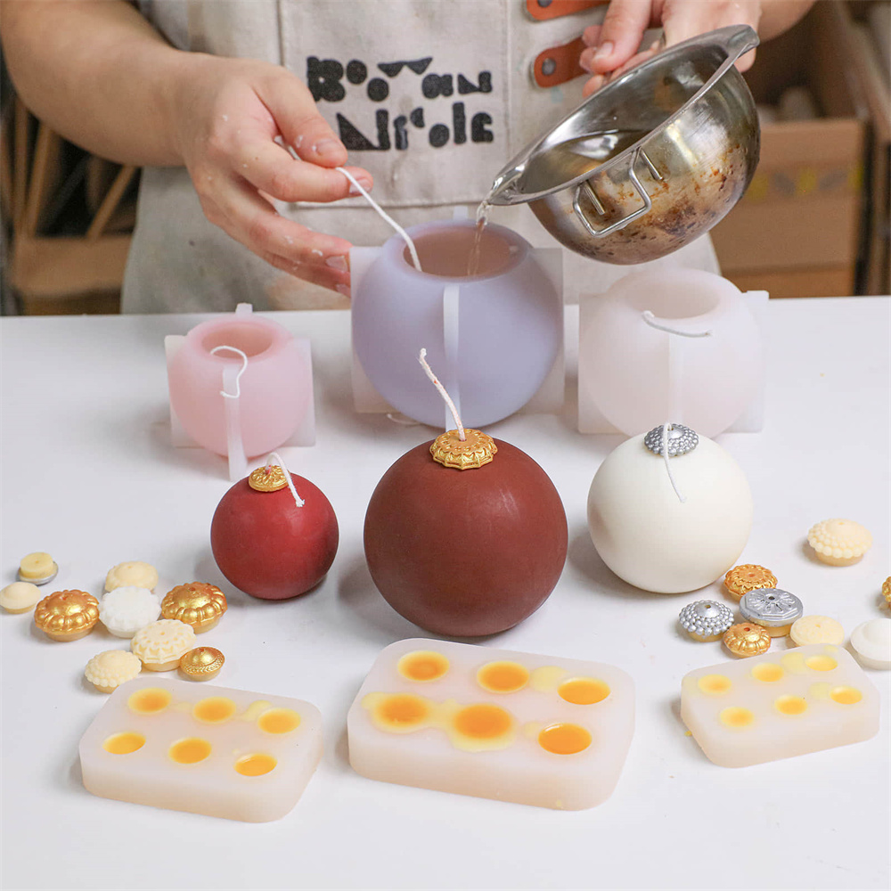 ニコールクリスマスボールキャンドルシリコーン型 DIY 香り - Candle Making Factory のレビューと価格
